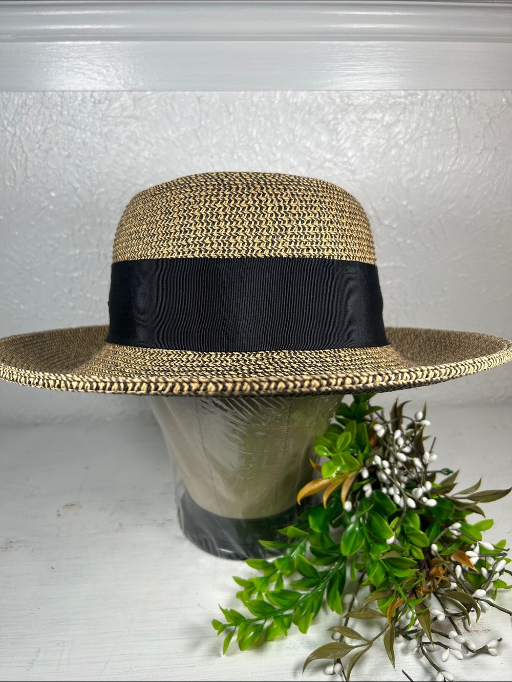 Coolibar “ Clara” Sun Hat Wide Brim Straw Sun Hat with Black Band UPF 50+ - Picture 5 of 14
